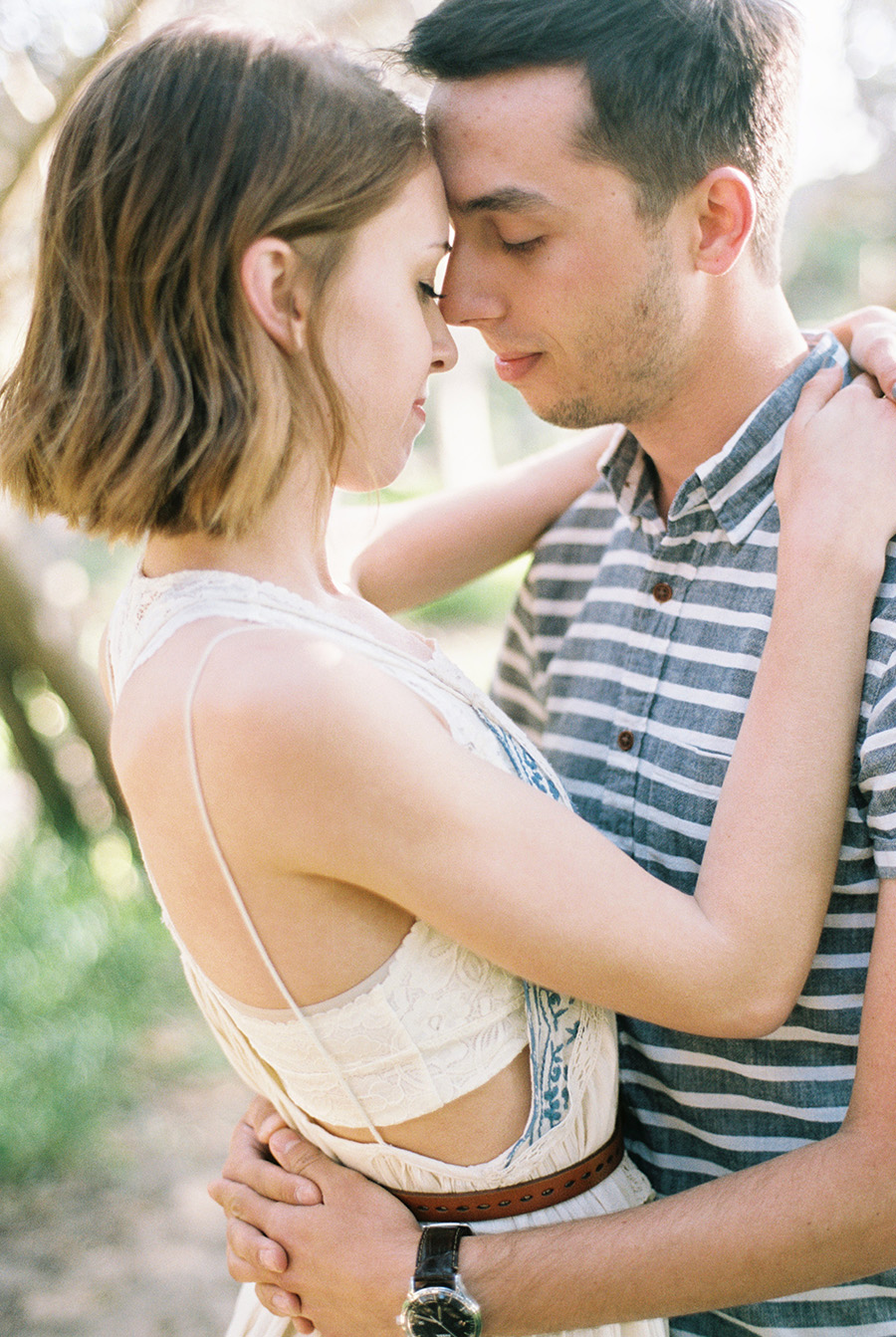 o+b-15-california-destination-san-francisco-beach-coast-forest-natural-organic-spring-summer-boho-bohemian-anthropologie-free-people-lifestyle-couple-engagement-session-fine-art-film-wedding-photographer-photo